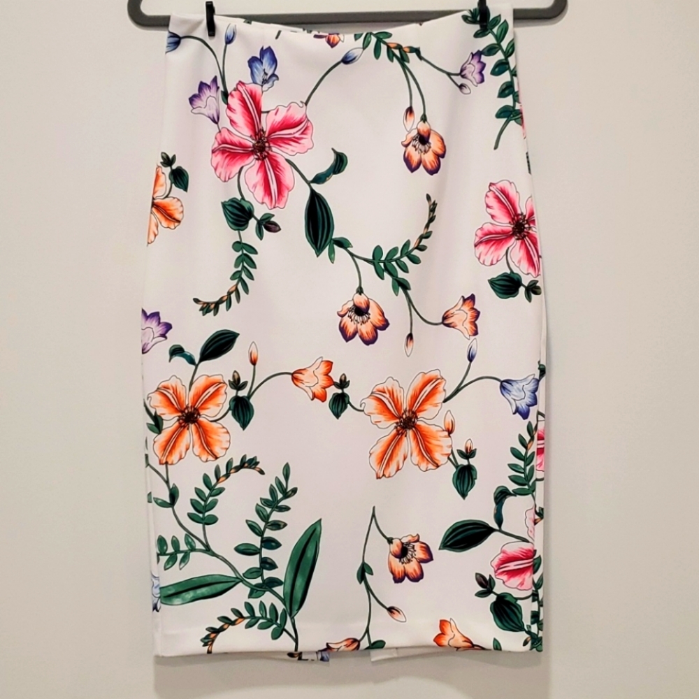 Express Bright Flowered Skirt Size S